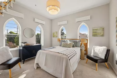 6300 Shattuck Ave #1, Oakland, CA 94609 - Photo 23