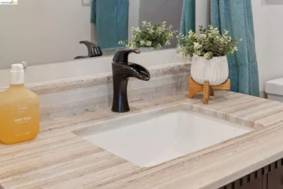 6300 Shattuck Ave #1, Oakland, CA 94609 - Photo 31