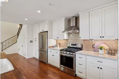 6300 Shattuck Ave #1, Oakland, CA 94609 - Photo 11