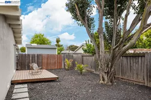 36637 Burdick St, Newark, CA 94560 - Photo 25