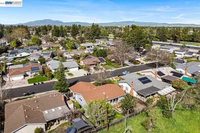 3647 Ashwood Dr, Pleasanton, CA 94588 - Photo 53
