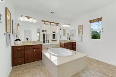 193 Lucy Ln, San Ramon, CA 94582 - Photo 37