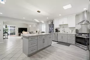 3020 San Andreas Dr, Union City, CA 94587 - Photo 9