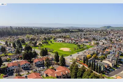 4900 Creekwood Dr, Fremont, CA 94555 - Photo 29