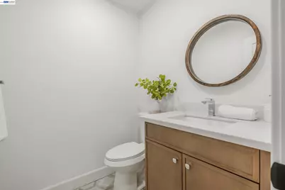 4900 Creekwood Dr, Fremont, CA 94555 - Photo 5