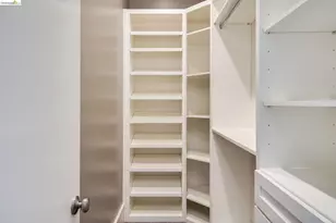 1526 32nd St, Oakland, CA 94608 - Photo 27