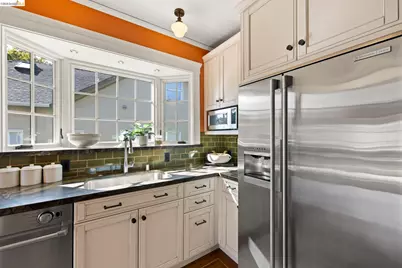 958 Alma Place, Oakland, CA 94610 - Photo 13