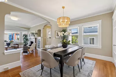 715 Hillgirt Cir, Oakland, CA 94610 - Photo 13