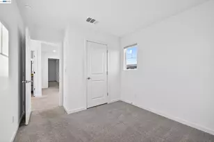 7000 Santa Venetia Pl, Roseville, CA 95747 - Photo 19