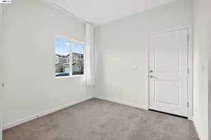 7000 Santa Venetia Pl, Roseville, CA 95747 - Photo 31