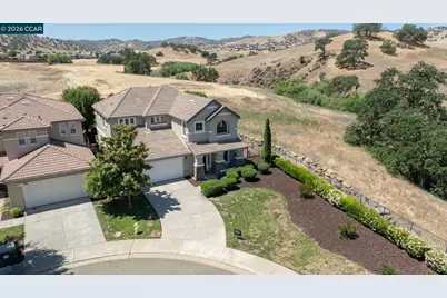 9028 Tee Box Ct, Patterson, CA 95363 - Photo 3