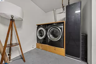 6466 Hollis St, Emeryville, CA 94608 - Photo 7