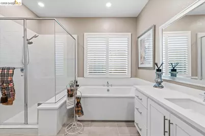 931 Via Veneto, San Ramon, CA 94583 - Photo 17