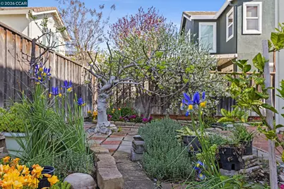 649 Spillman Cir, Vacaville, CA 95688 - Photo 35