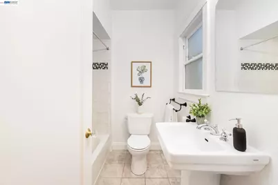 3746 Park Boulevard Way #B, Oakland, CA 94610 - Photo 25