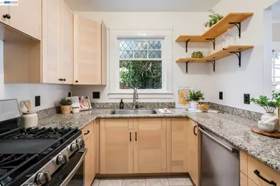 3746 Park Boulevard Way #B, Oakland, CA 94610 - Photo 19