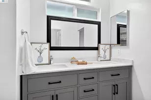 5170 Saddle Brook Dr, Oakland, CA 94619 - Photo 19