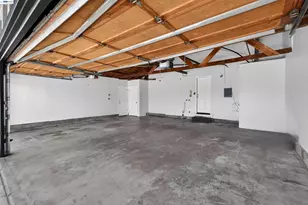 5170 Saddle Brook Dr, Oakland, CA 94619 - Photo 3