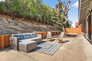 5170 Saddle Brook Dr, Oakland, CA 94619 - Photo 23