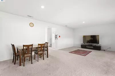 9620 Mason Trails Rd, Roseville, CA 95747 - Photo 7