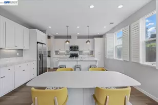 36188 Fig Tree Ln, Newark, CA 94560 - Photo 9