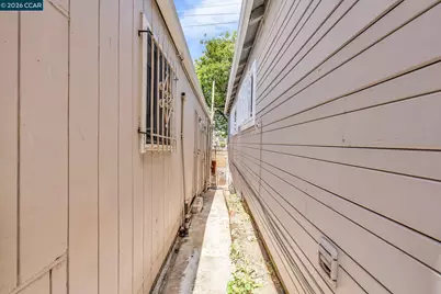 2150 35th Ave, Oakland, CA 94601 - Photo 41