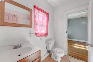 1061 71st Ave, Oakland, CA 94621 - Photo 13