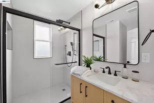 792 Eighth Ave, Redwood City, CA 94063 - Photo 17