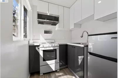 792 8th Ave, Redwood City, CA 94063 - Photo 19