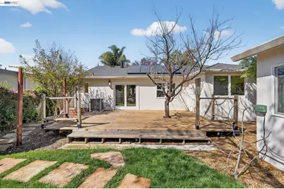 792 8th Ave, Redwood City, CA 94063 - Photo 23