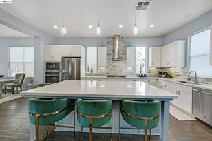 7228 Carneros Ln, Dublin, CA 94568 - Photo 13