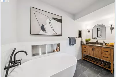 5969 Rincon Dr, Oakland, CA 94611 - Photo 41