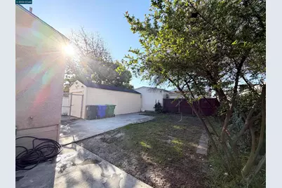 1541 152nd Ave, Ashland, CA 94578 - Photo 37