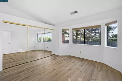 237 Starboard Dr, Vallejo, CA 94590 - Photo 17