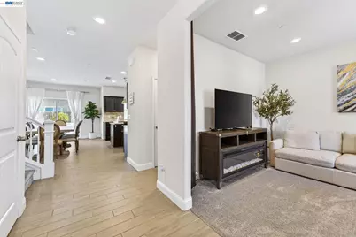 2419 Gabriel Dr, Merced, CA 95340 - Photo 5