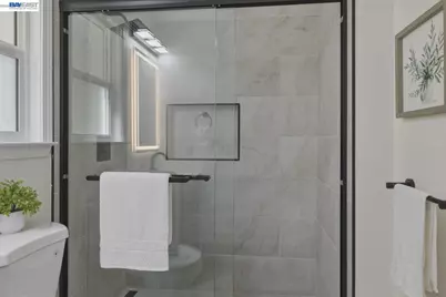 1726 Eagle Ave, Alameda, CA 94501 - Photo 27