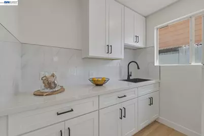 1726 Eagle Ave, Alameda, CA 94501 - Photo 35