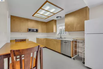 1450 Finley Rd, Pleasanton, CA 94588 - Photo 41