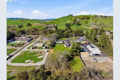 1450 Finley Rd, Pleasanton, CA 94588 - Photo 55
