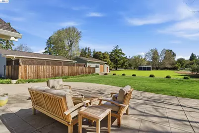 1450 Finley Rd, Pleasanton, CA 94588 - Photo 23