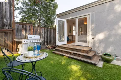 1019 Trestle Glen Rd, Oakland, CA 94610 - Photo 35