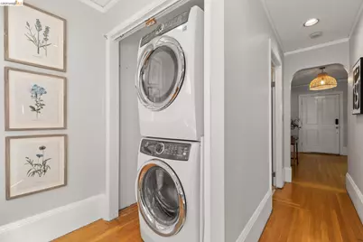 1019 Trestle Glen Rd, Oakland, CA 94610 - Photo 21