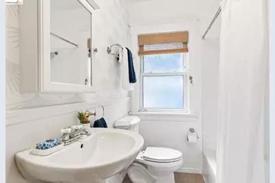 1019 Trestle Glen Rd, Oakland, CA 94610 - Photo 27