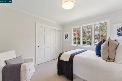 19 Eastwood Dr, Orinda, CA 94563 - Photo 31