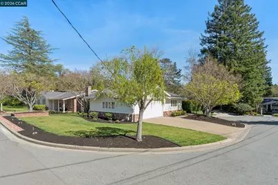 19 Eastwood Dr, Orinda, CA 94563 - Photo 47