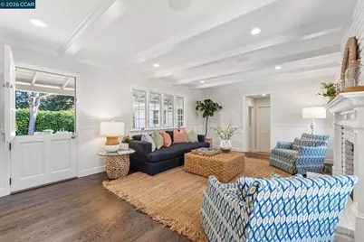 19 Eastwood Dr, Orinda, CA 94563 - Photo 17