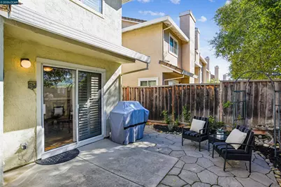 5256 Pebble Glen Dr, Concord, CA 94521 - Photo 33