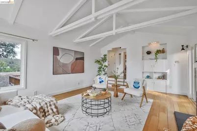 24 Cabrillo Pl, Oakland, CA 94611 - Photo 9