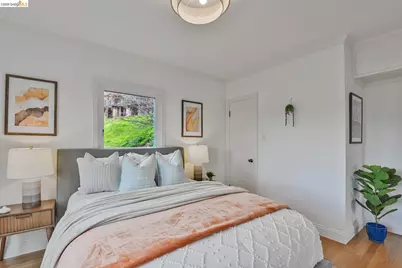 24 Cabrillo Pl, Oakland, CA 94611 - Photo 33