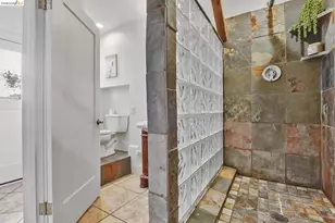 24 Cabrillo Pl, Oakland, CA 94611 - Photo 43